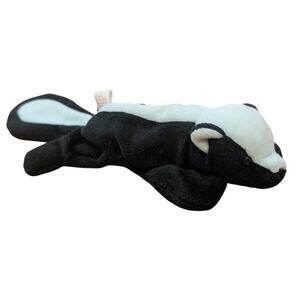 Ty Beanie Babies Stinky The  Skunk 1995